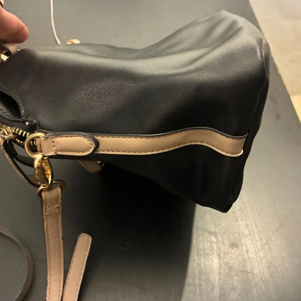 Nanette Lepore Black Tan Faux Leather Dome Crossbody Satchel Bag Gold Hardware